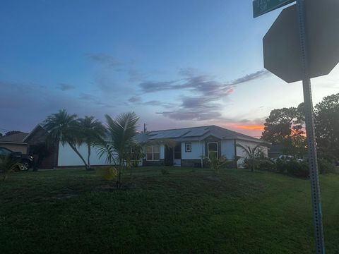 A home in Port St Lucie