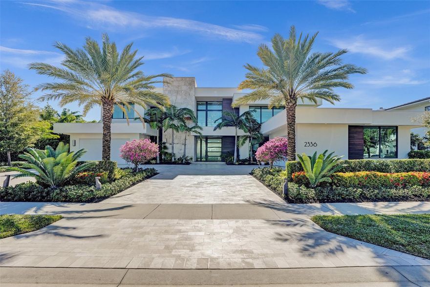 Spectactular newer construction golf course estate in the Guard gated "Enclave" neighborhood of Coral Ridge Country Club. This home offers luxury details and spectacular design elements rarely seen. Incorporating approx 6700 sq feet of living space with over 2000 sq feet of covered space and a true 4 car garage. Southern facing nearly 1/2 acre lot with spectacular golf course views. Incredible custom 60' pool and spa with one of the larger yards you will see. Impeccable landscaping. Awesome master suite with incredible bath, 2 large closets plus gym with 1/2 bath. Neighborhood of 32 residences, 24hr manned guard, all burried electrical, natural gas and high elevation. Elevator, whole house generator, full home automation ++ custom extras.