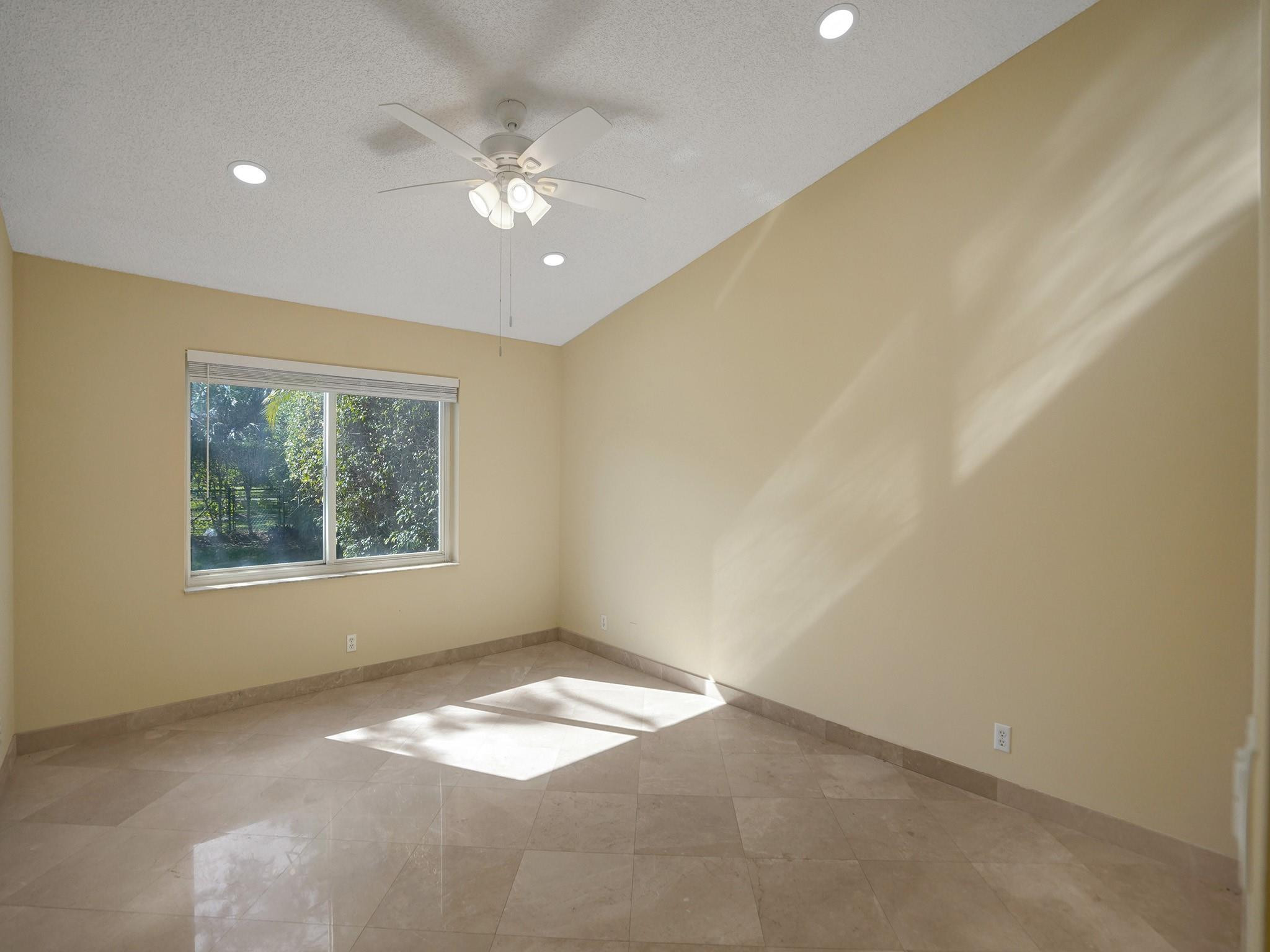 Pine Ridge South Add - Residential Lease