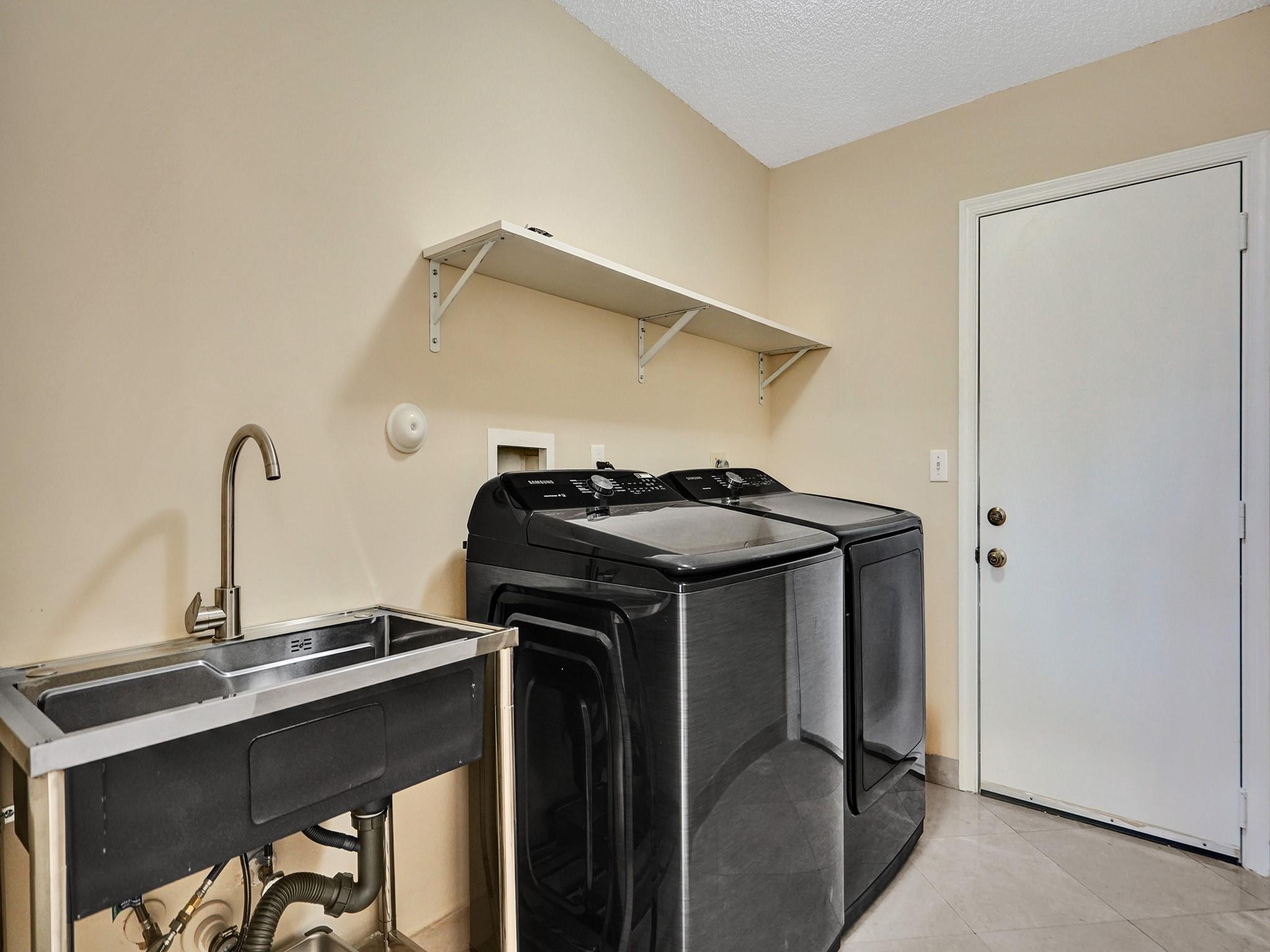 Pine Ridge South Add - Residential Lease