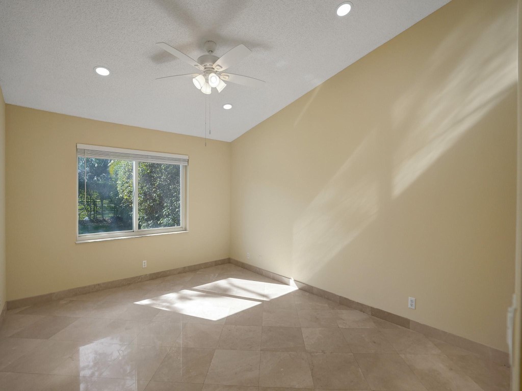 Pine Ridge South Add - Residential Lease