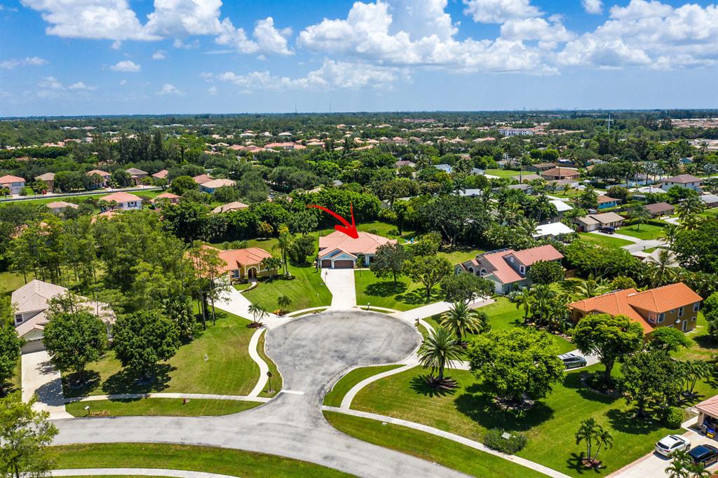 LEGEND LAKE ESTATES - Residential