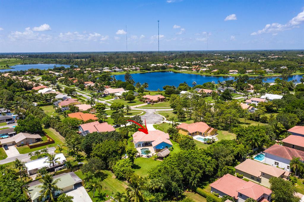 LEGEND LAKE ESTATES - Residential