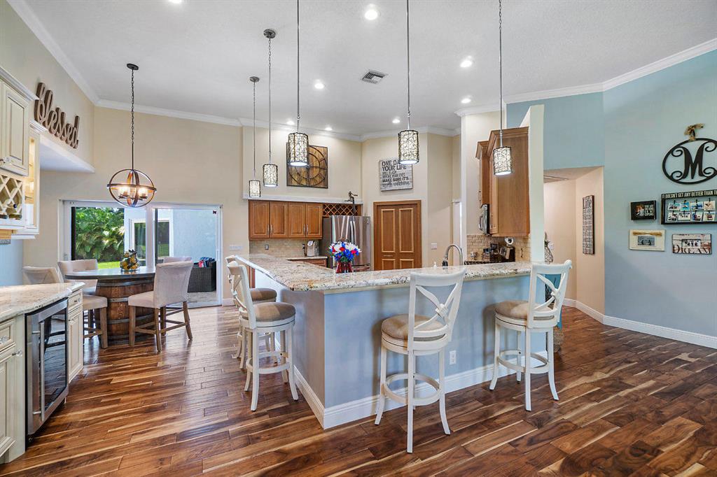 LEGEND LAKE ESTATES - Residential