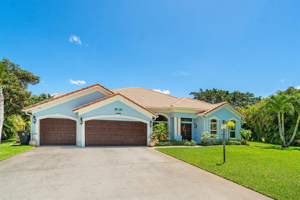 LEGEND LAKE ESTATES - Residential