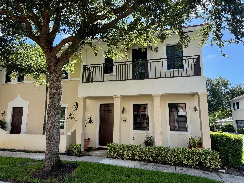 Photo of 2515 Venetian Court, Boynton Beach, FL 33426 (MLS # R11109231)