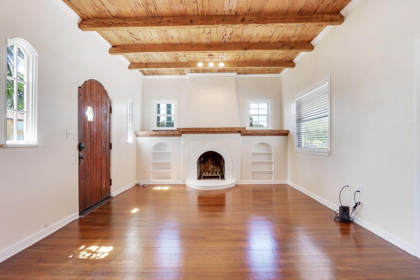 359 Greenbriar Drive Main House