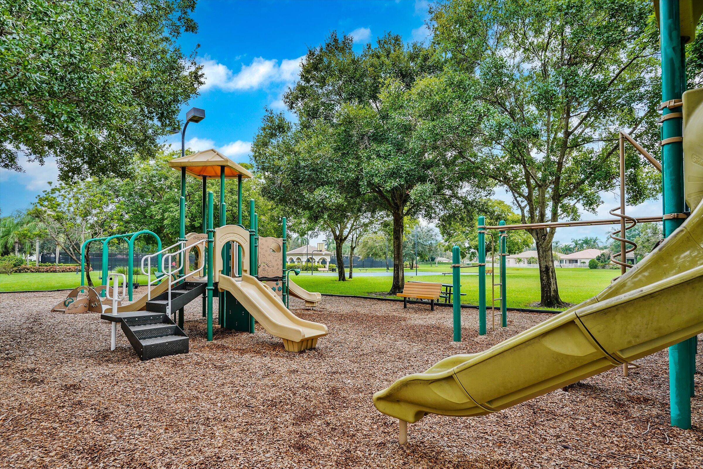 ISLES AT WELLINGTON 7 - Residential