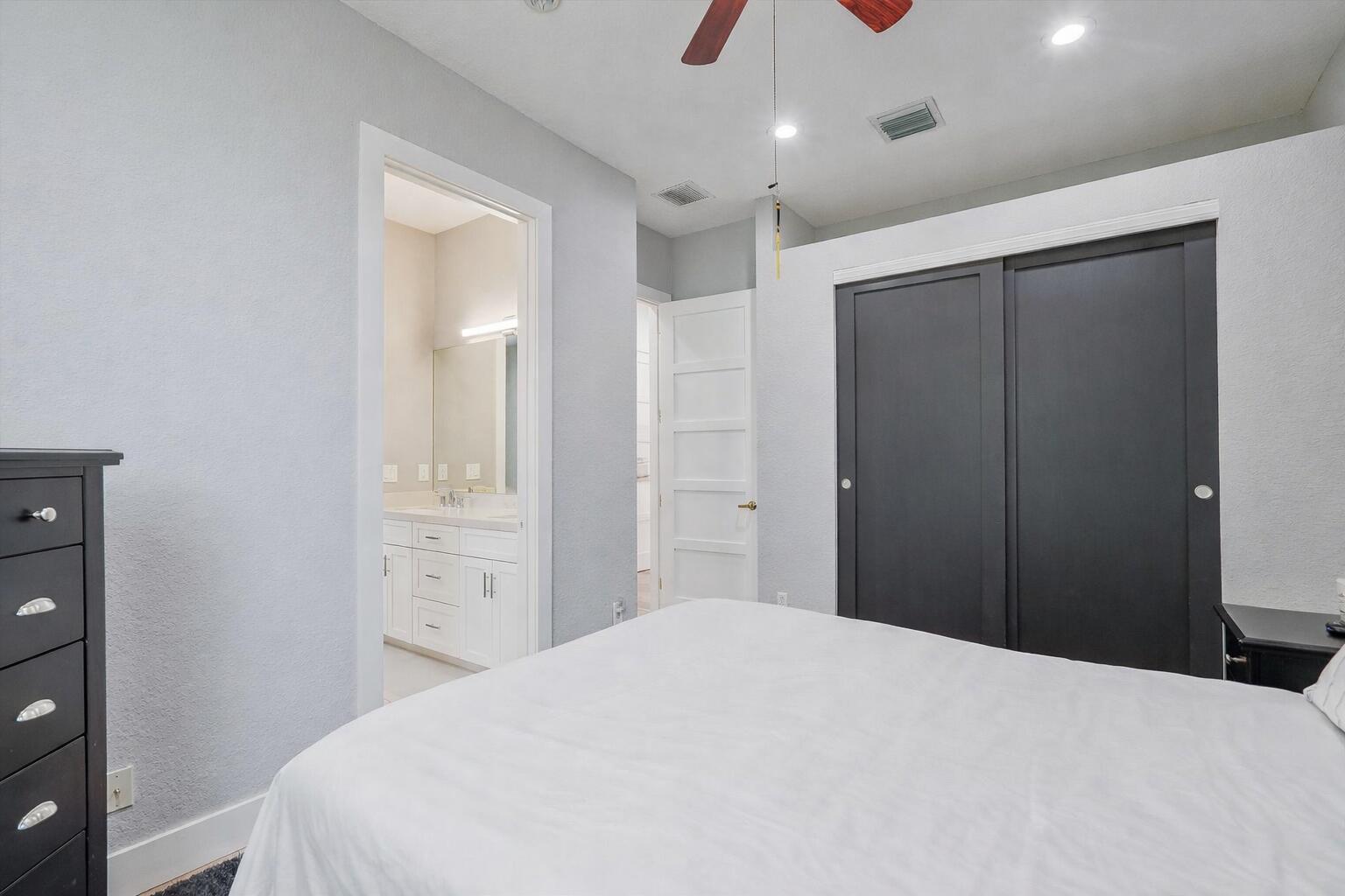 ISLES AT WELLINGTON 7 - Residential