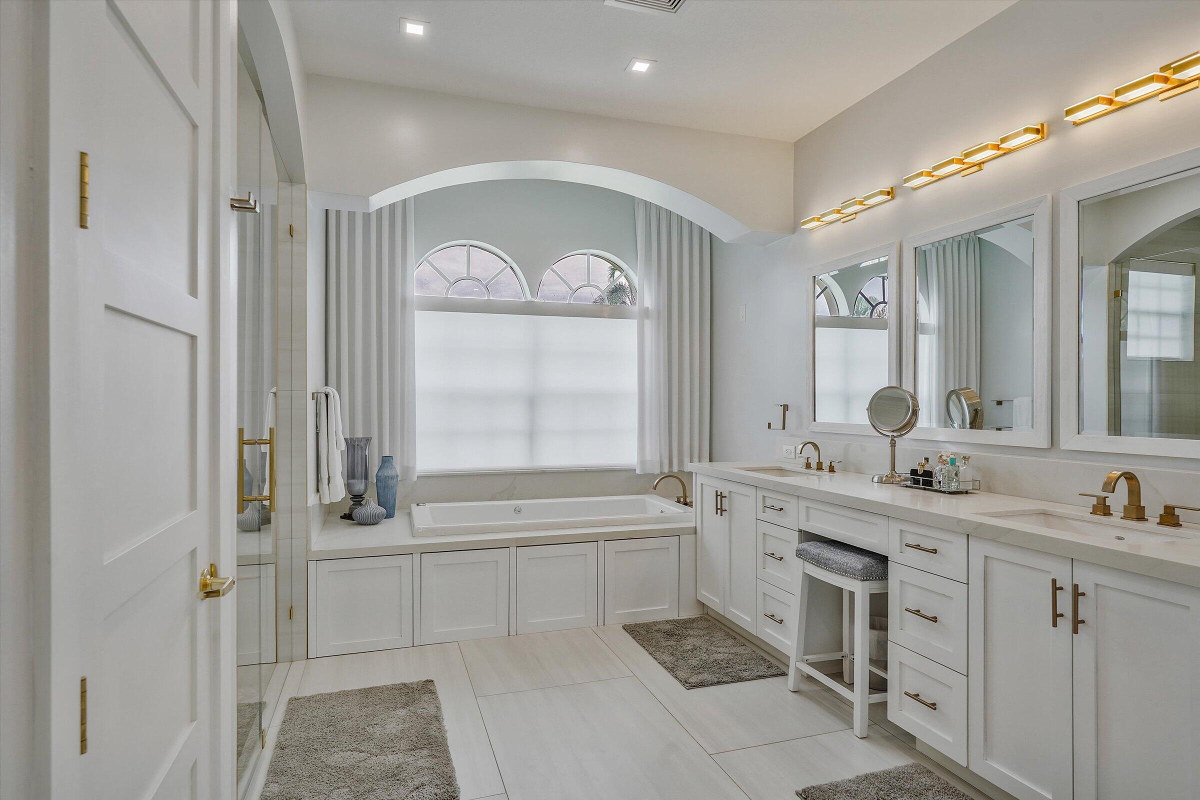 ISLES AT WELLINGTON 7 - Residential