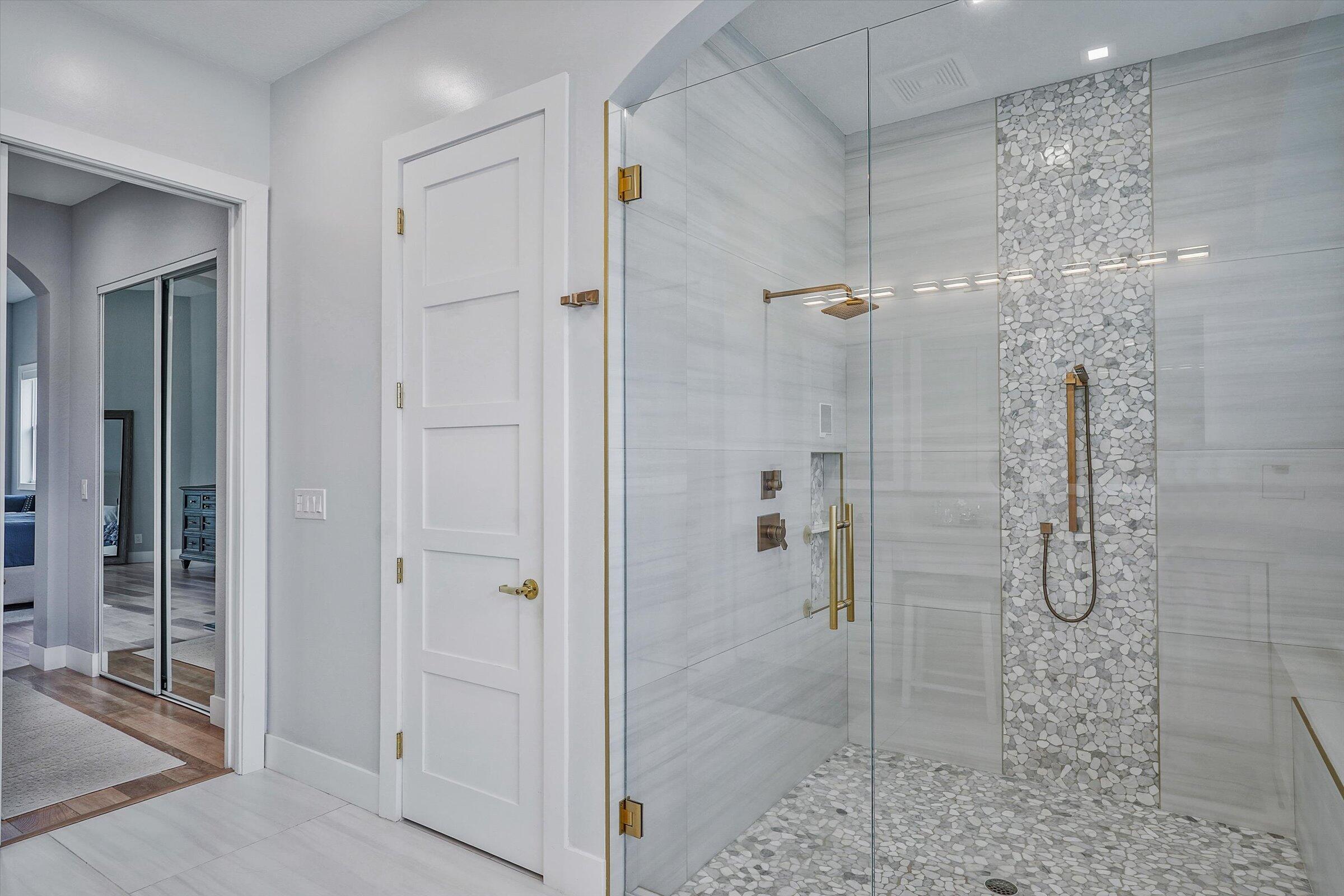 ISLES AT WELLINGTON 7 - Residential