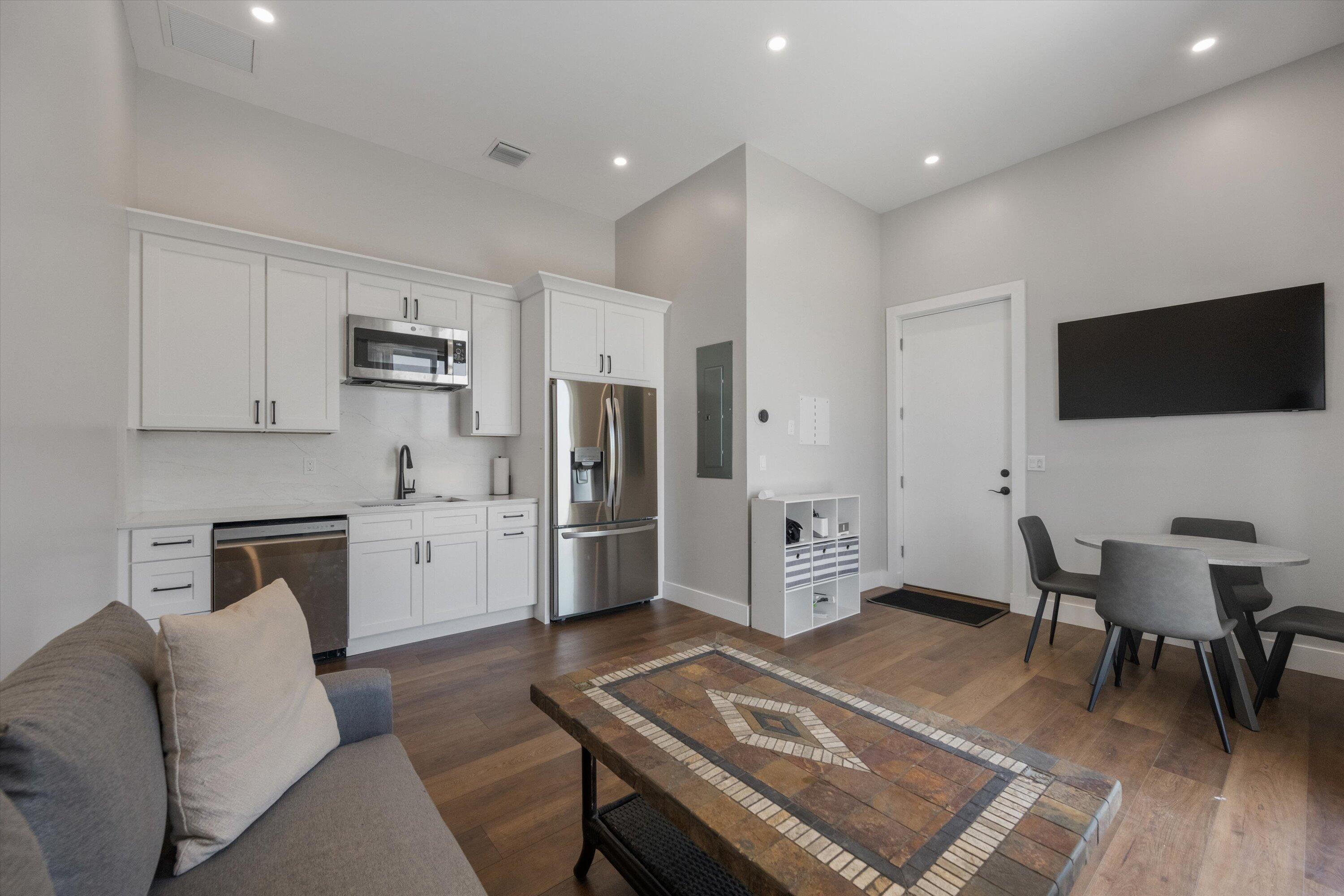 Rustic Ranches - Residential Lease