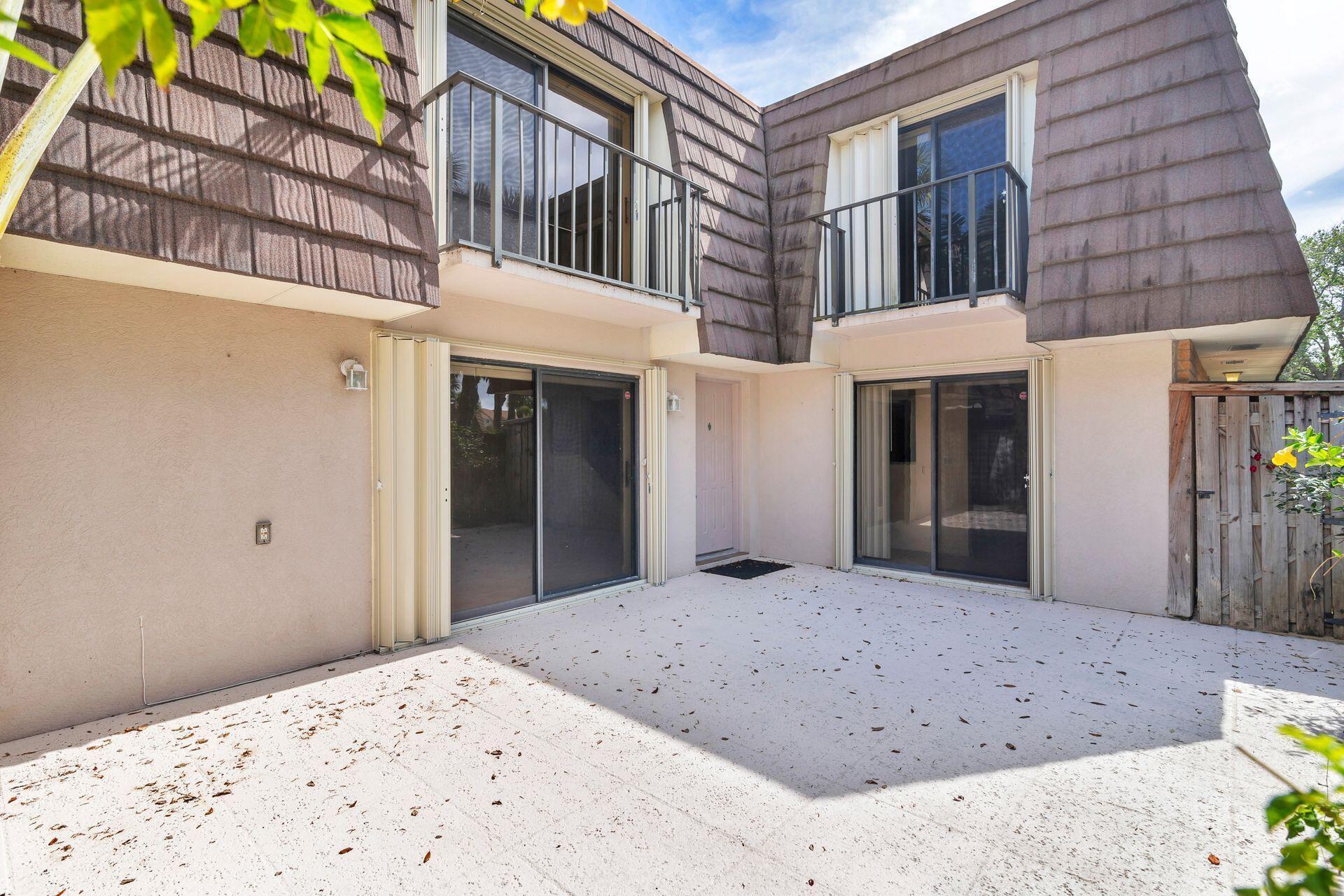 1419 14th Court
