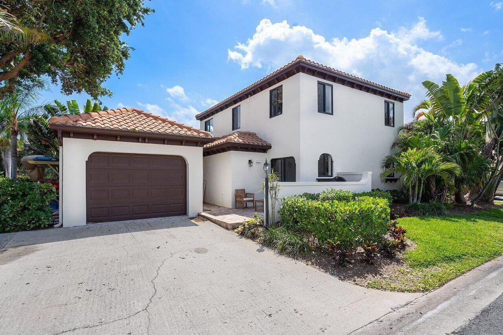 Photo of 1486 Via Del Sol, Jupiter, FL 33477 (MLS # R10971404)