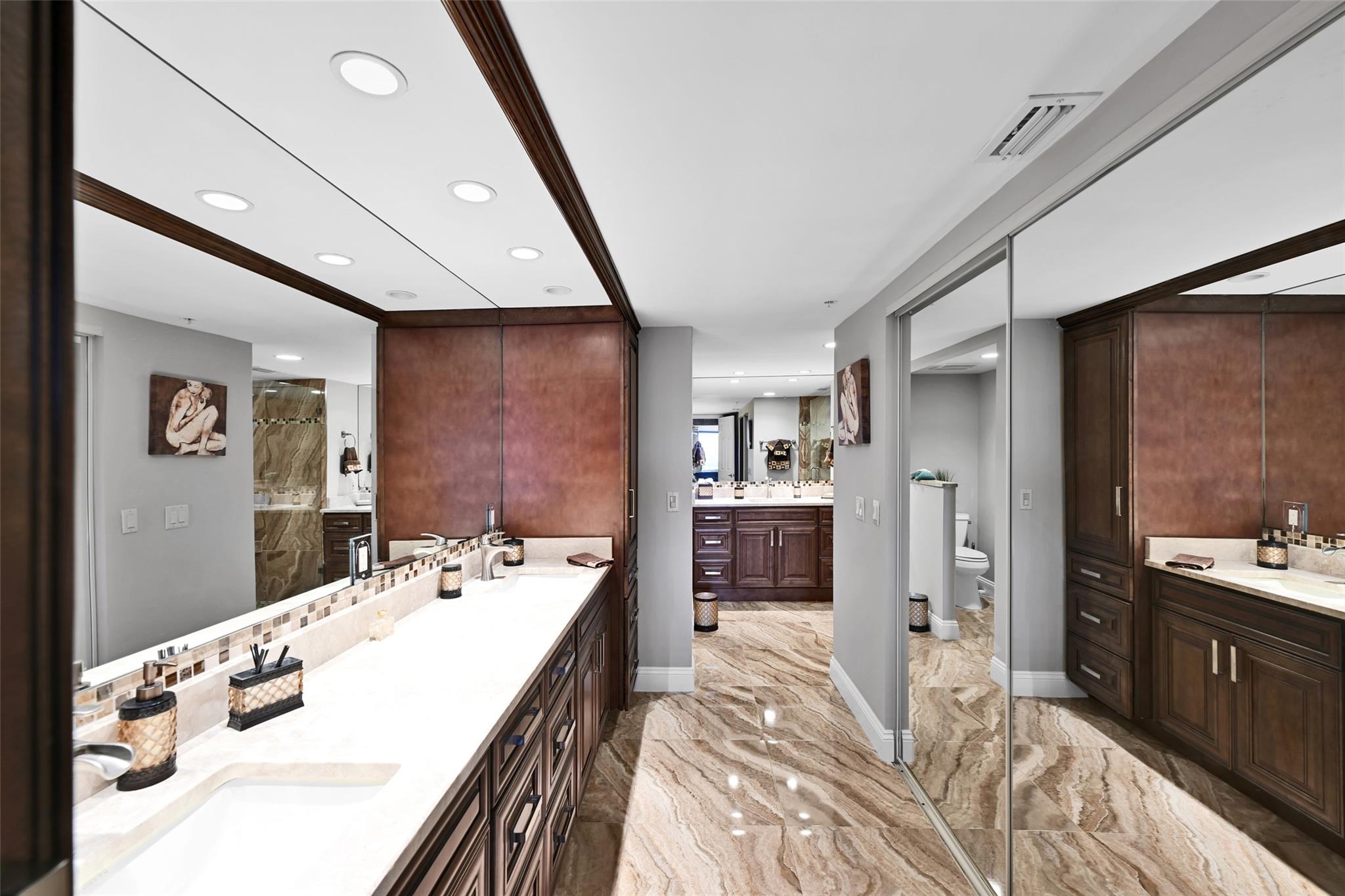 THE POINTE - Residential
