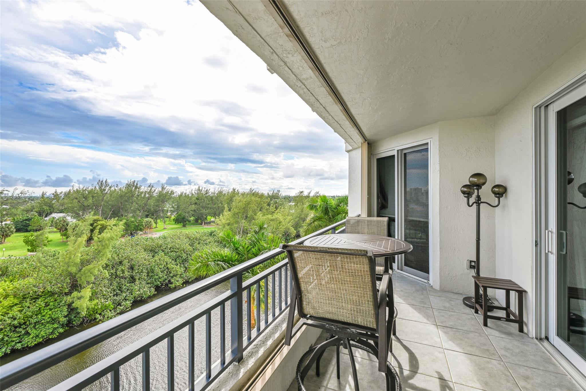 THE POINTE - Residential