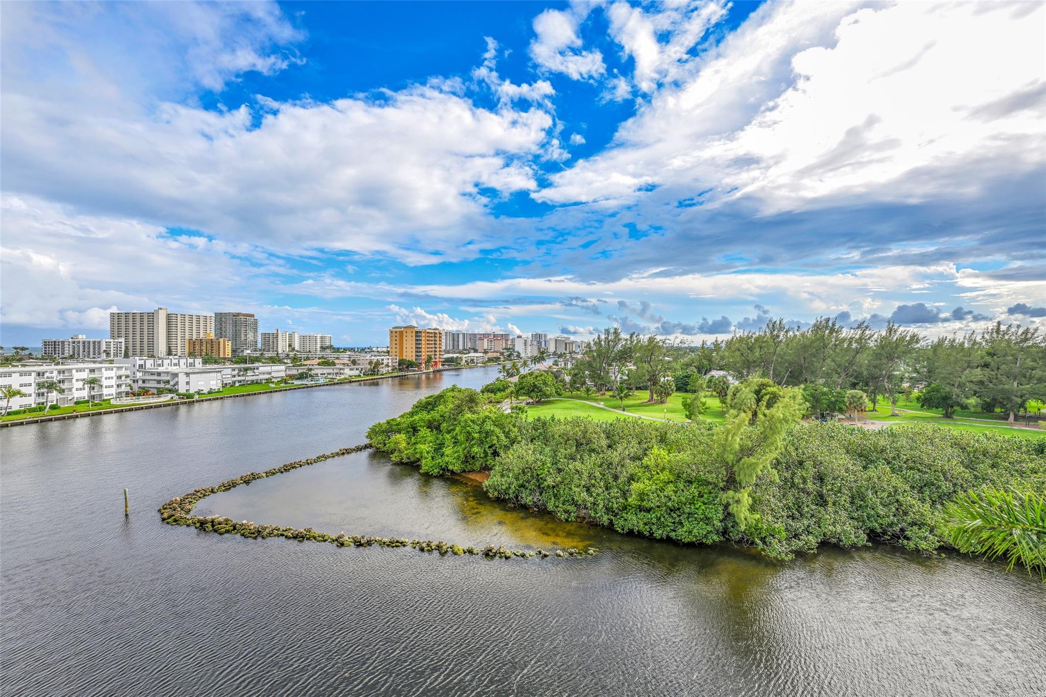 View photos, virtual tours, details... 2880 NE 14th Street Cswy 610