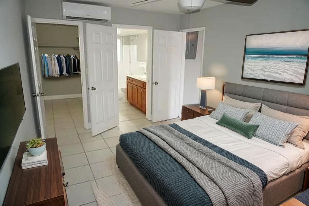 Photo of 5141 NE 18th Ave #3, Fort Lauderdale, FL 33334 (MLS # F10520403)