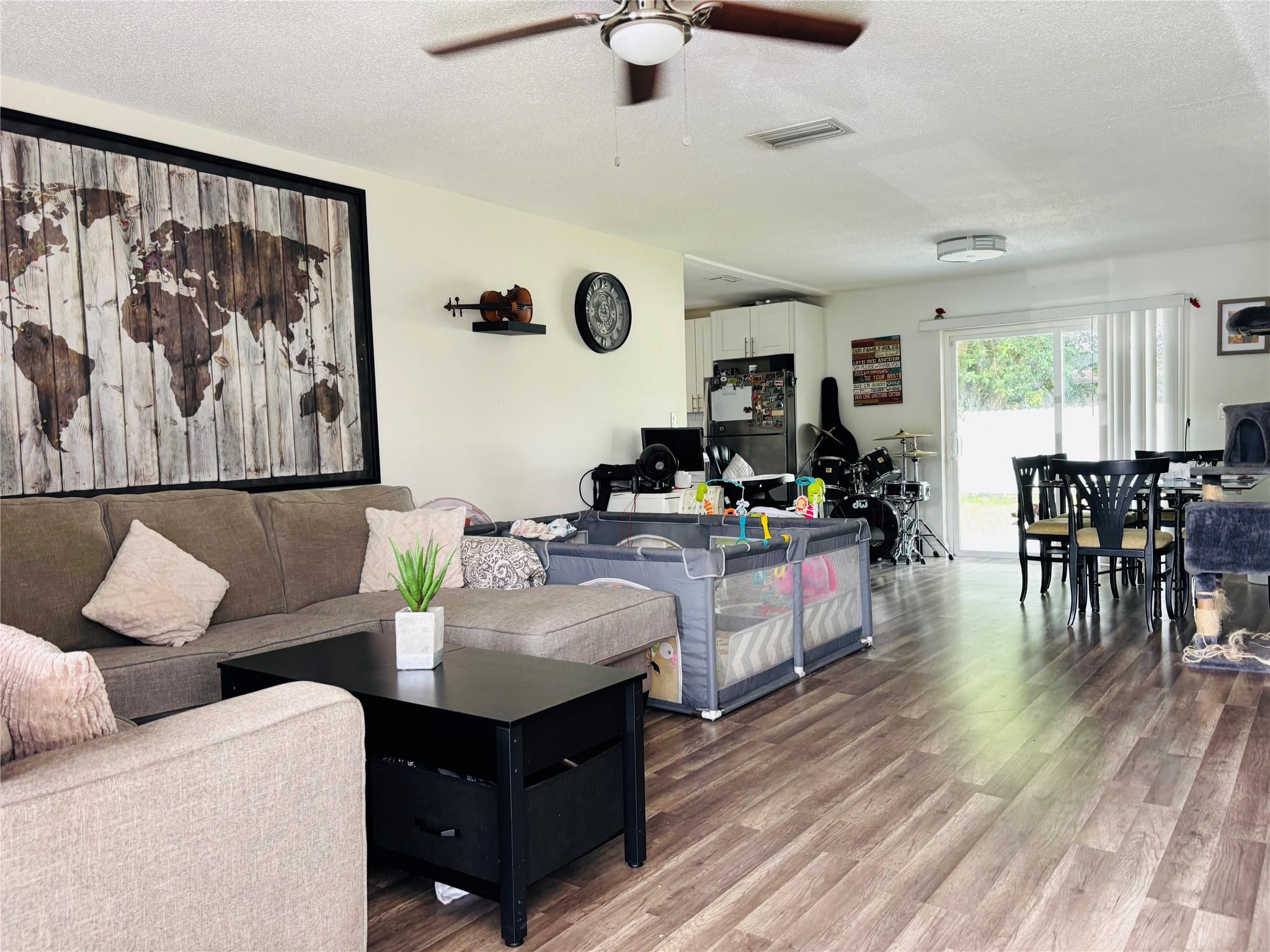 426 SW 79th Ter
