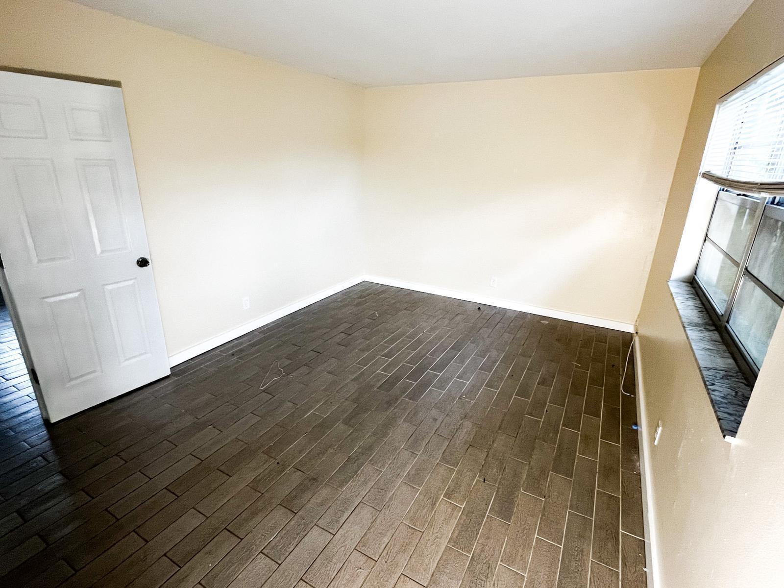 LAKE WORTH TOWN OF - Residential Lease