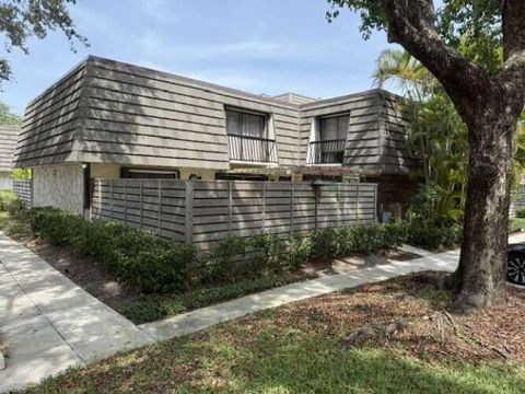 406 4th Terrace Palm Beach Gardens FL 33418