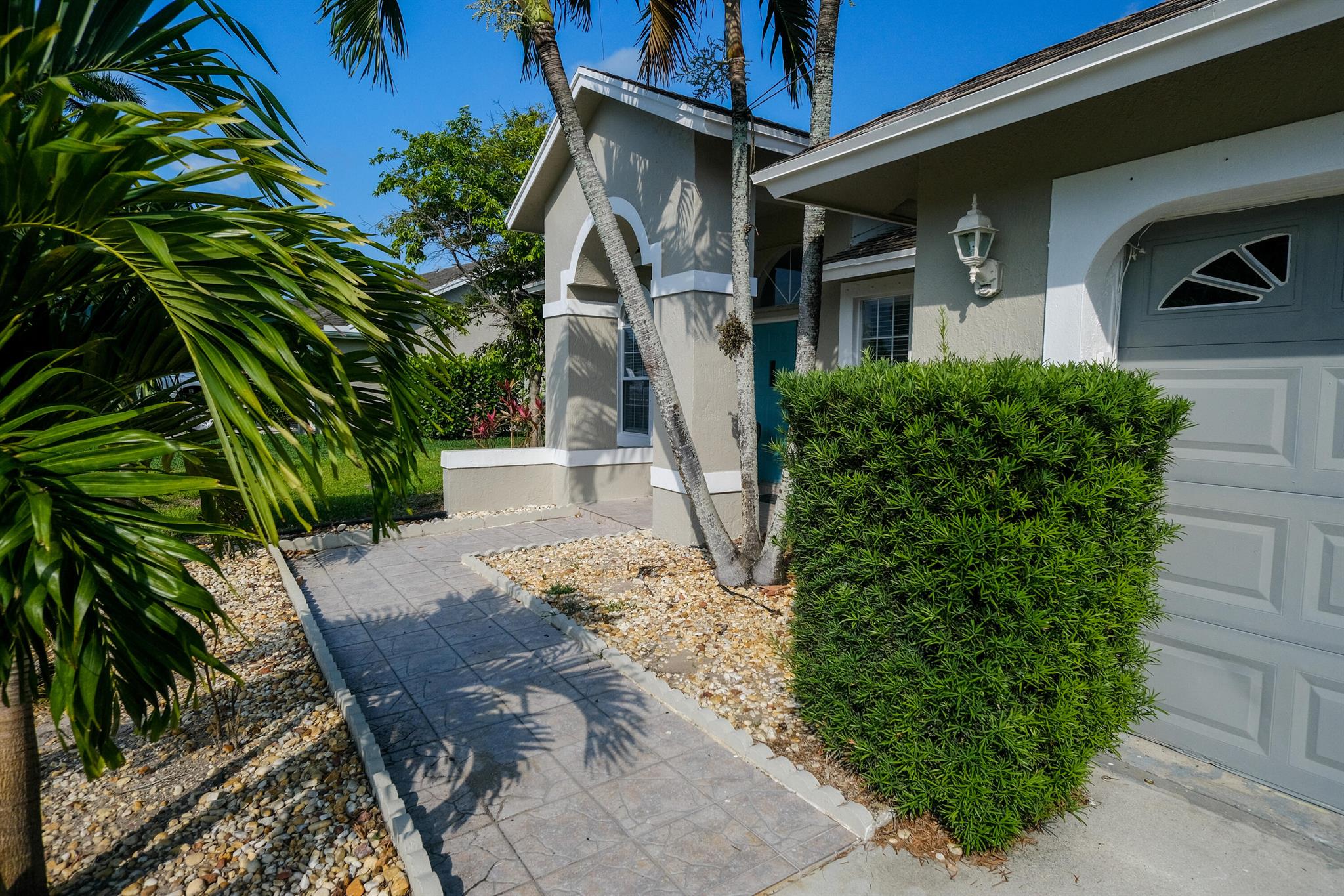 12795 Kingsway Road