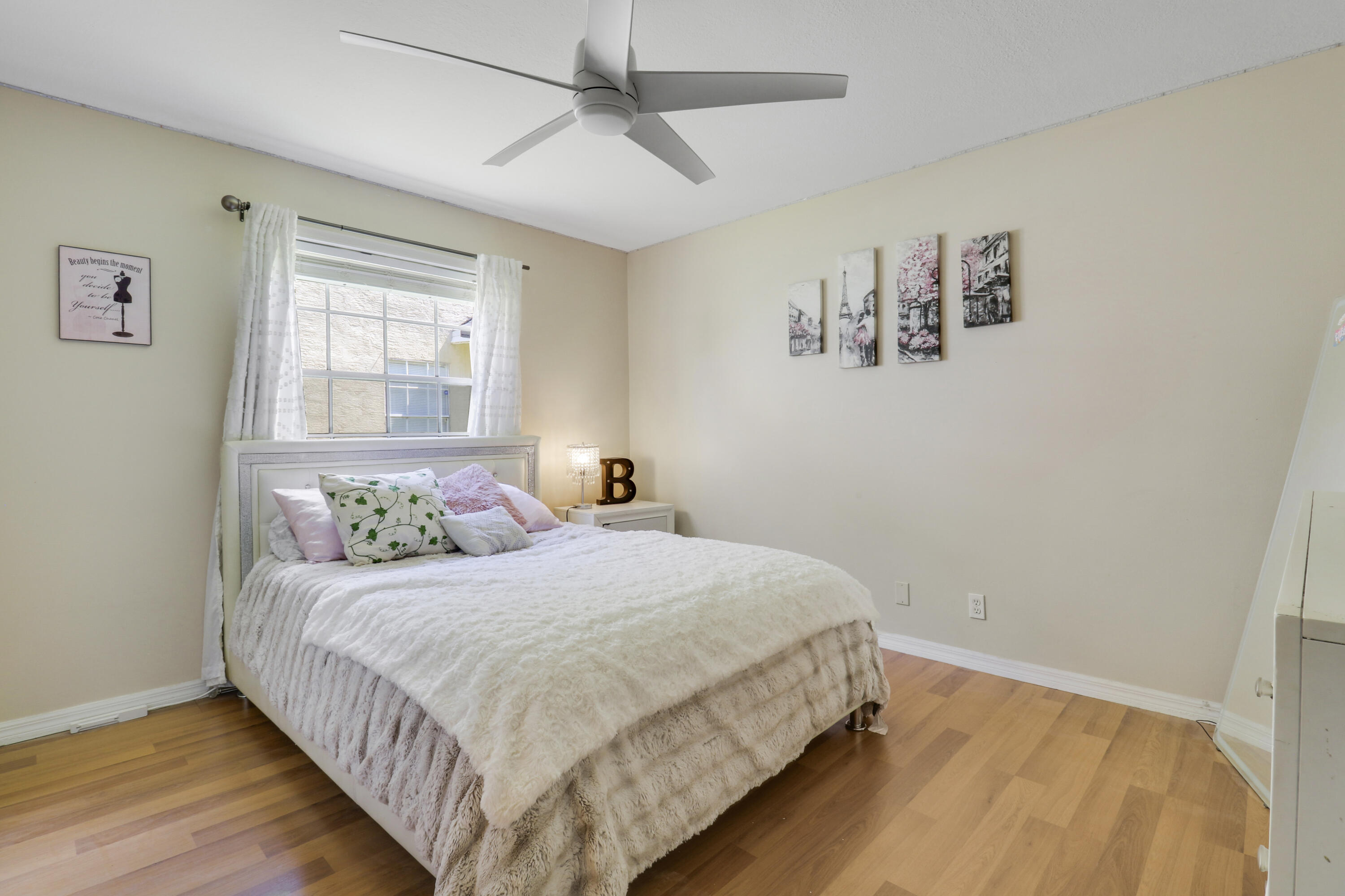 VICTORIA WOODS 2 - Residential
