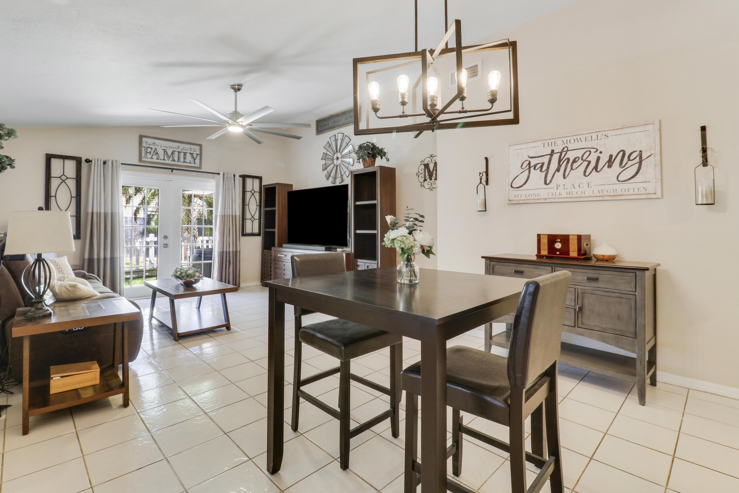 VICTORIA WOODS 2 - Residential