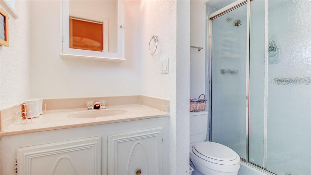 COVERED BRIDGE - Residential