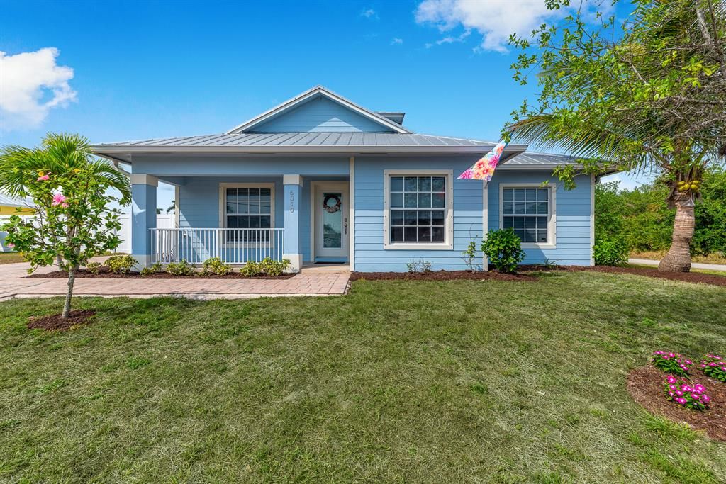 Photo of 5310 SE Pine Avenue, Stuart, FL 34997 (MLS # R10704054)