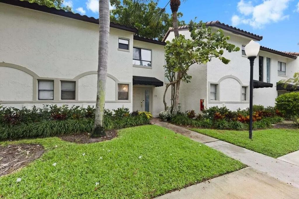Photo of 7200 NW 2nd Avenue #87, Boca Raton, FL 33487 (MLS # R11145886)