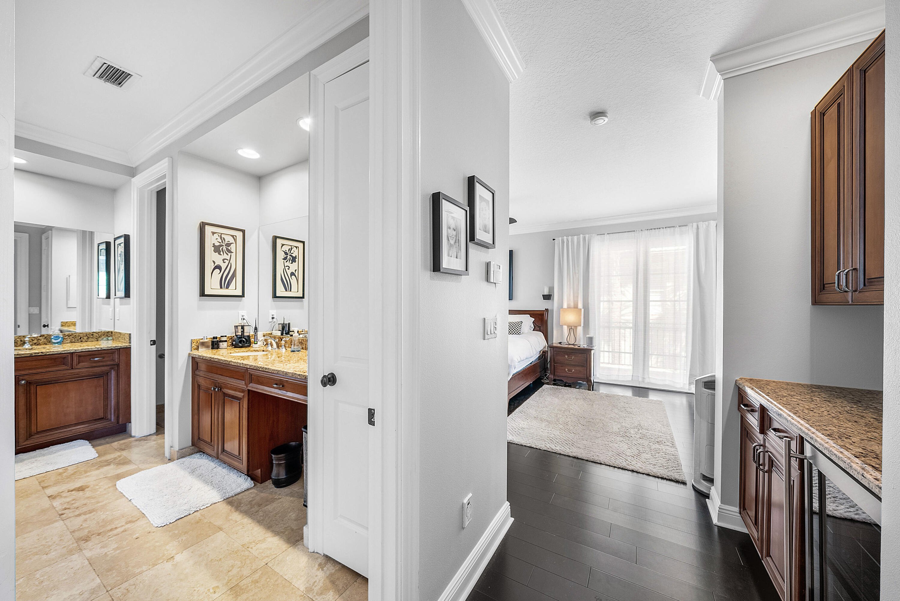 ROYAL POINCIANA - Residential