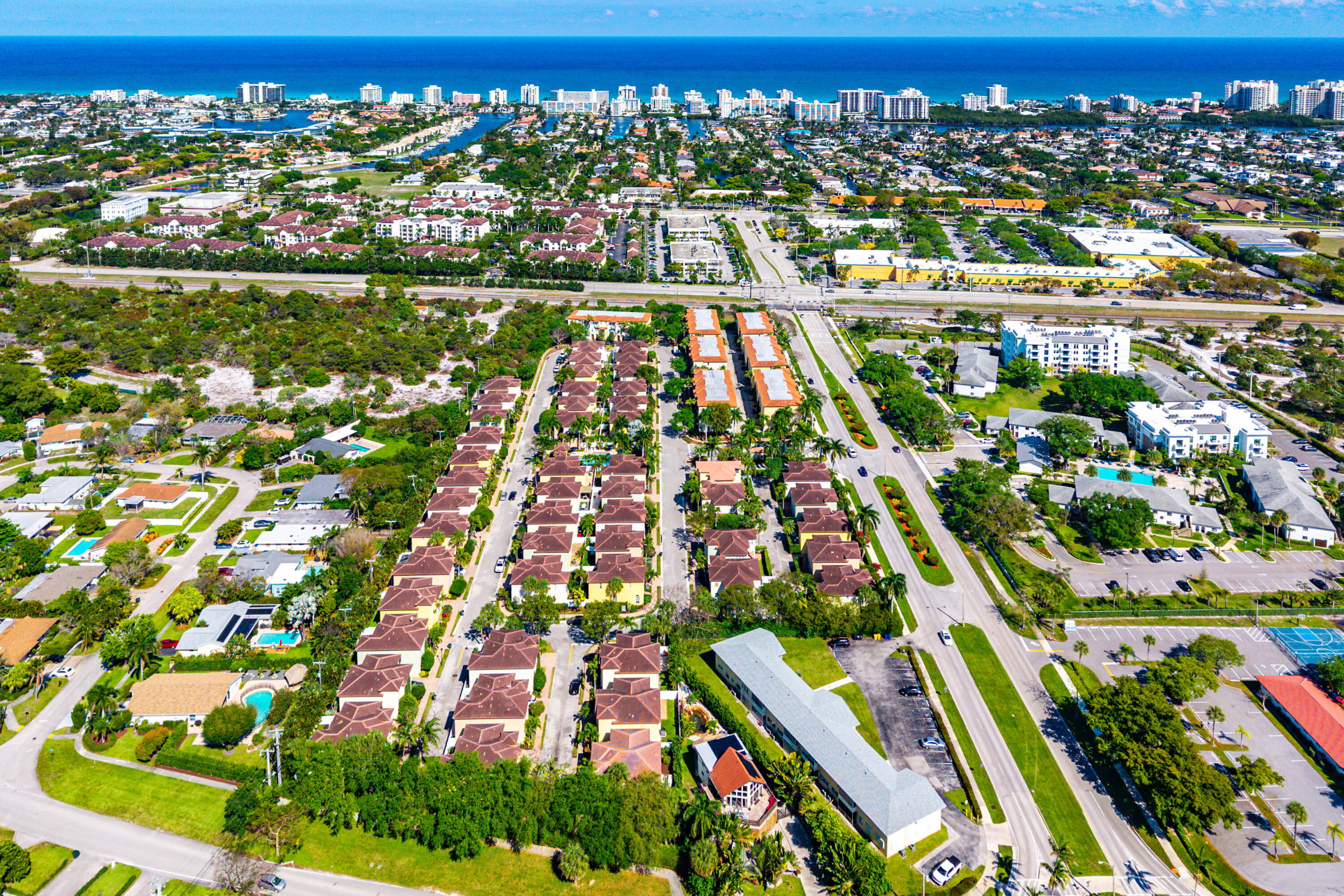 ROYAL POINCIANA - Residential