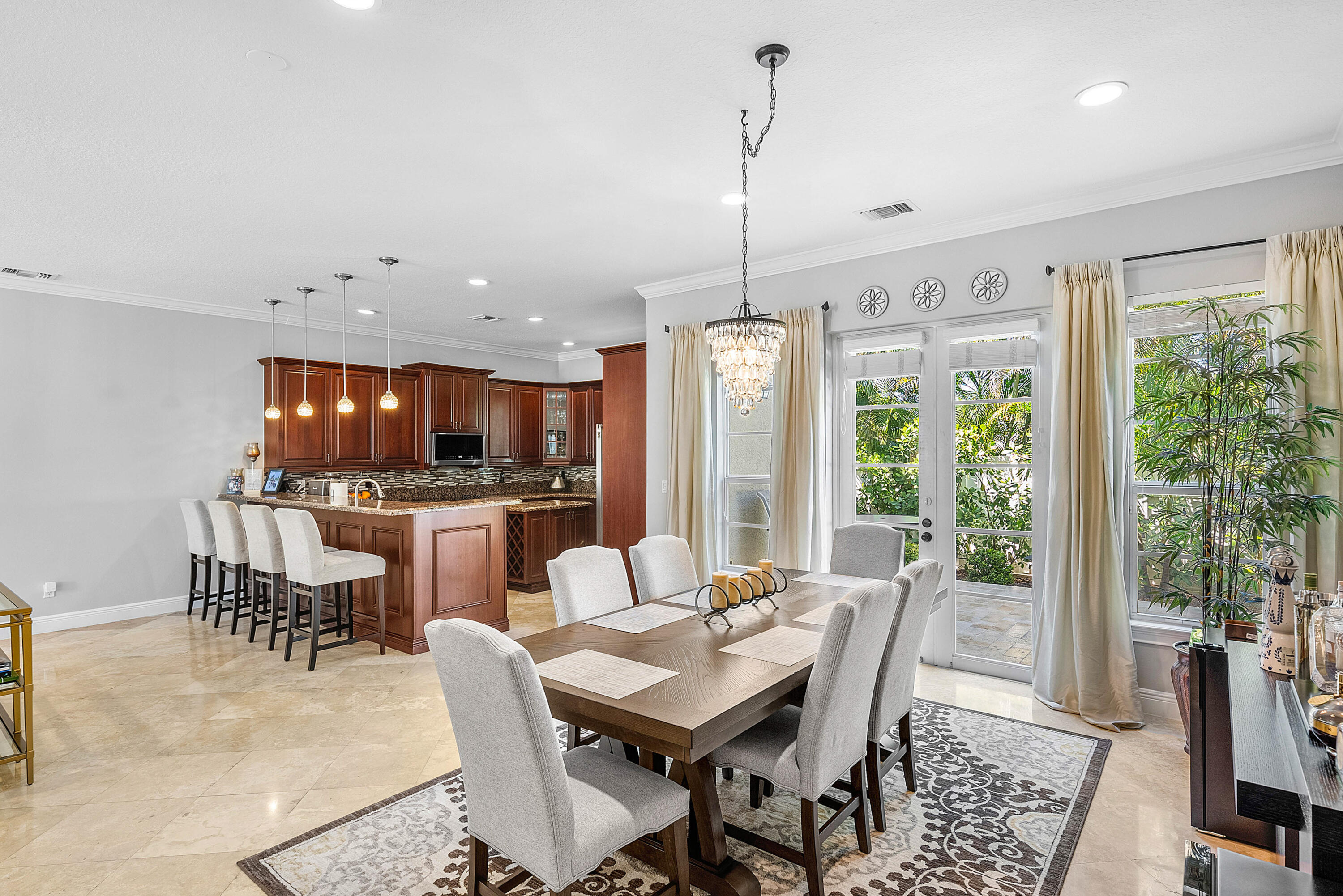 ROYAL POINCIANA - Residential