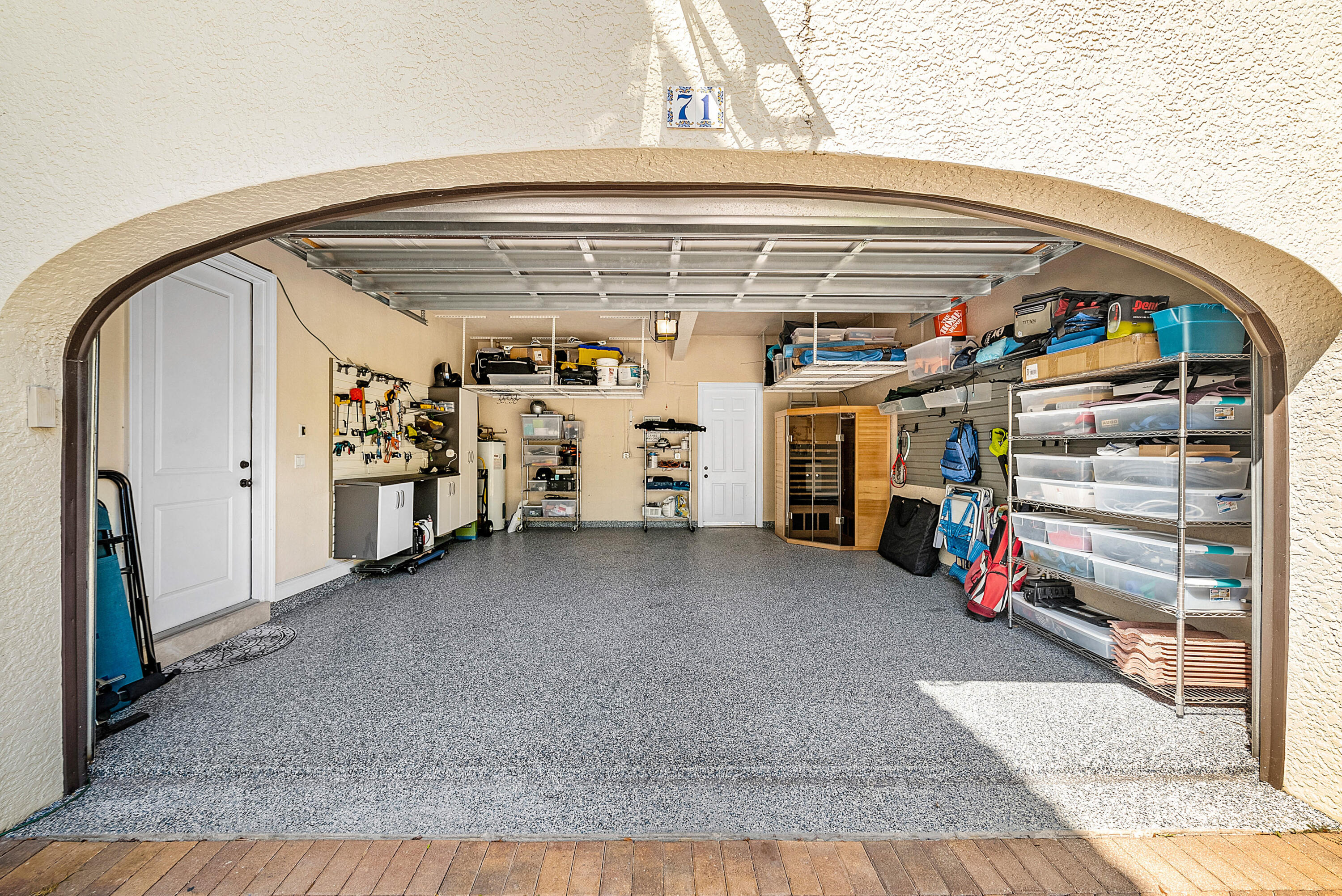 ROYAL POINCIANA - Residential