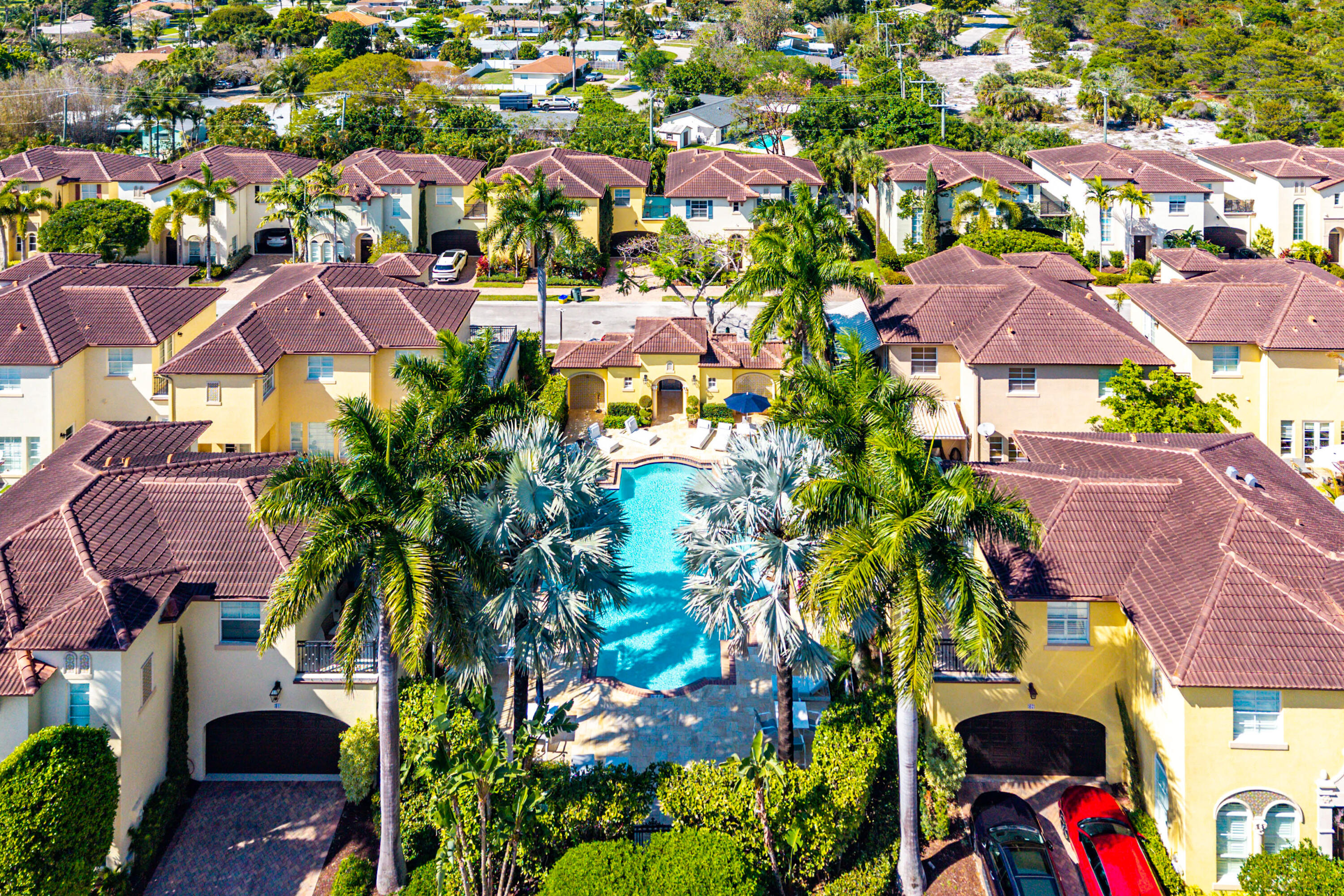 ROYAL POINCIANA - Residential