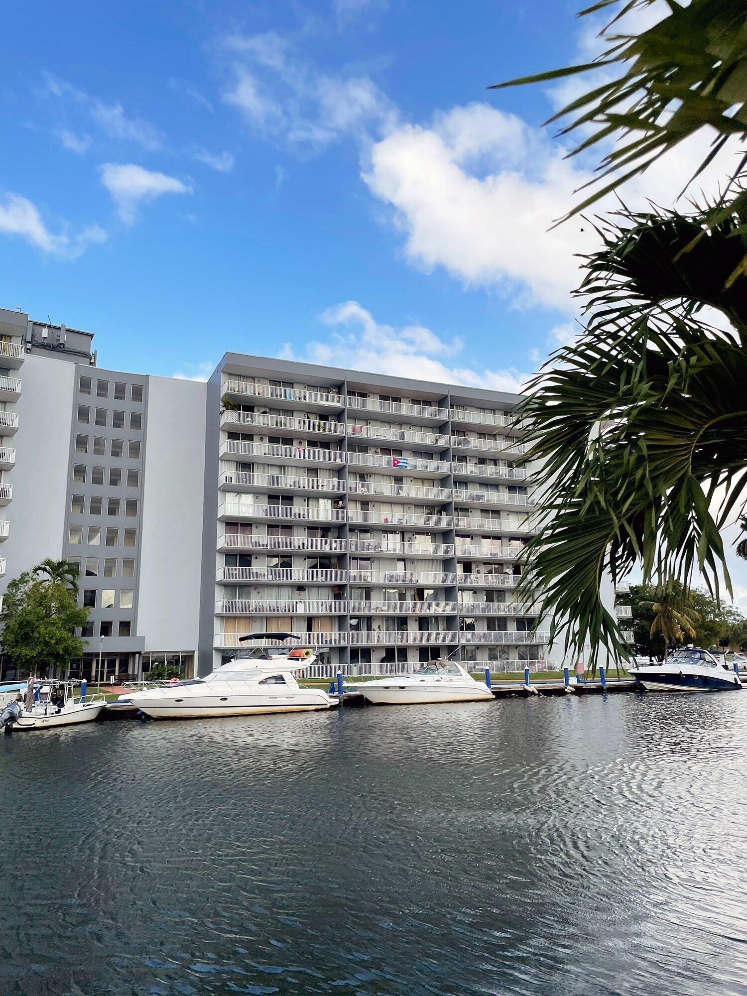 ISLA DEL MAR CONDO - Residential Lease