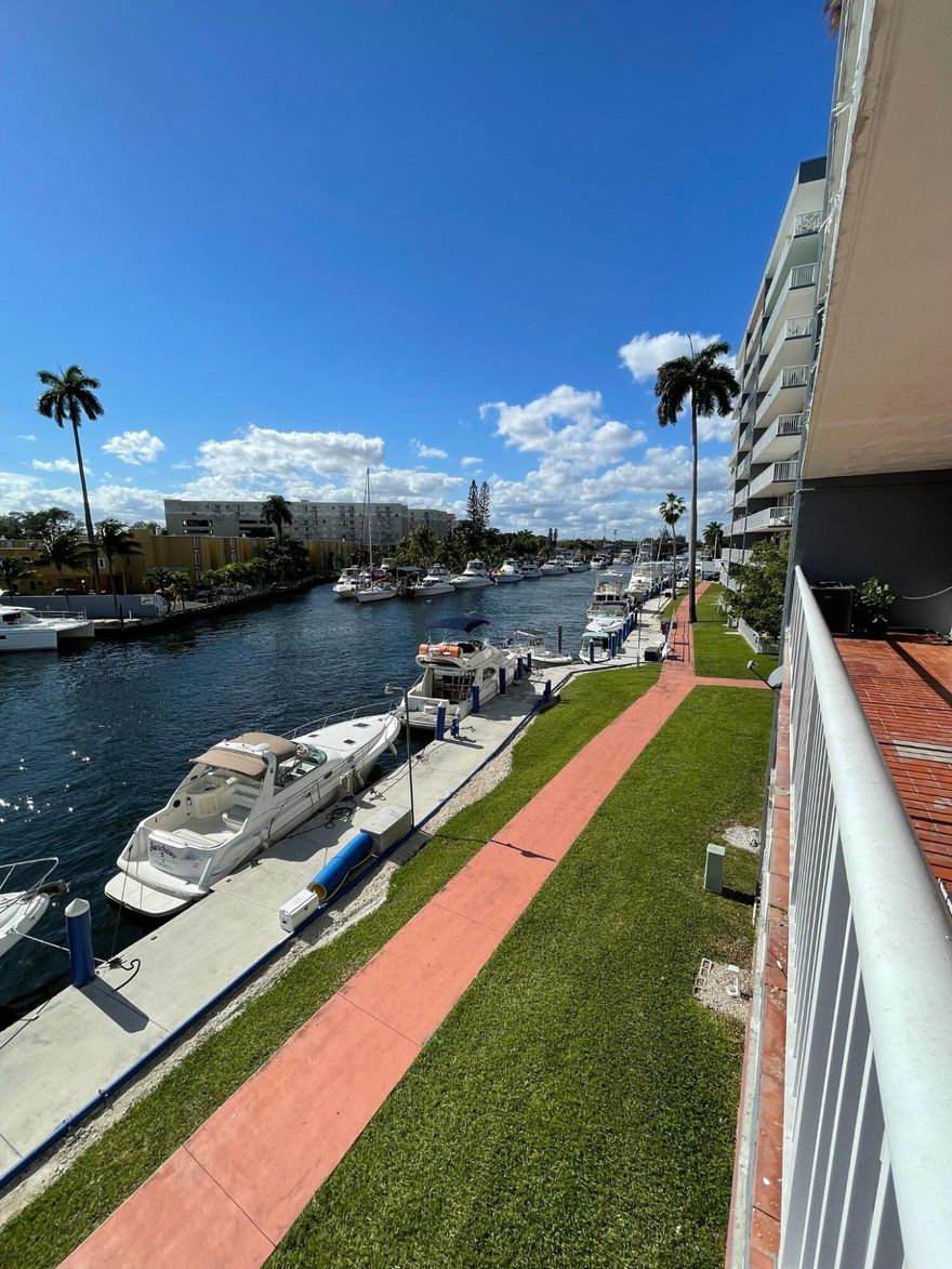 Imagine yourself having a drink in this massive 200 sq ft patio. You will be a part of the Miami River from this 3rd floor. Water views from every corner, super spacious and full of light. Great location in a gated community and trendy neighborhood. Central AC. Steps aways from the newly renovated Gerry Curtis Park, that offers a huge public pool, a boat ramp, courts, and wonderful playground for children among other amenities. No pets.