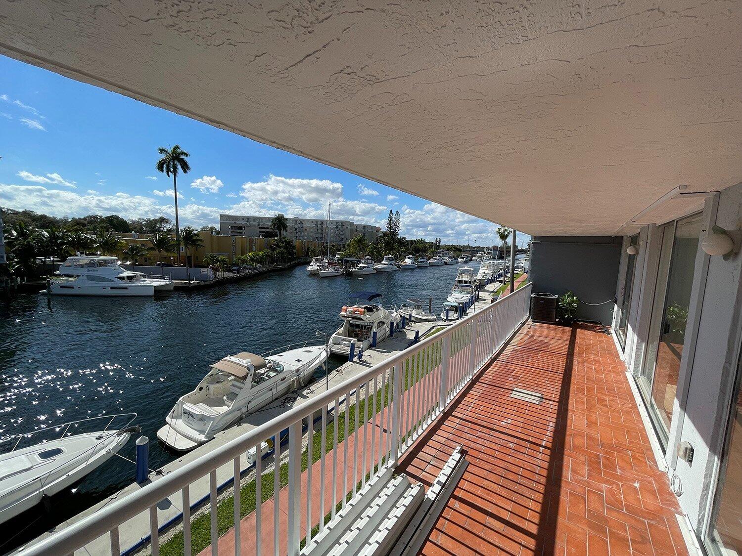 ISLA DEL MAR CONDO - Residential Lease