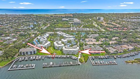 621 Bay Colony Drive S & Slip 13 Juno Beach FL 33408