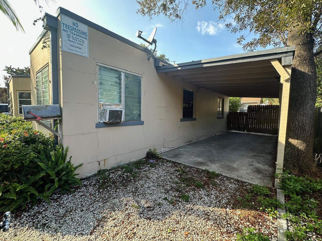 NORTH PALM BCH 1 - Residential Income