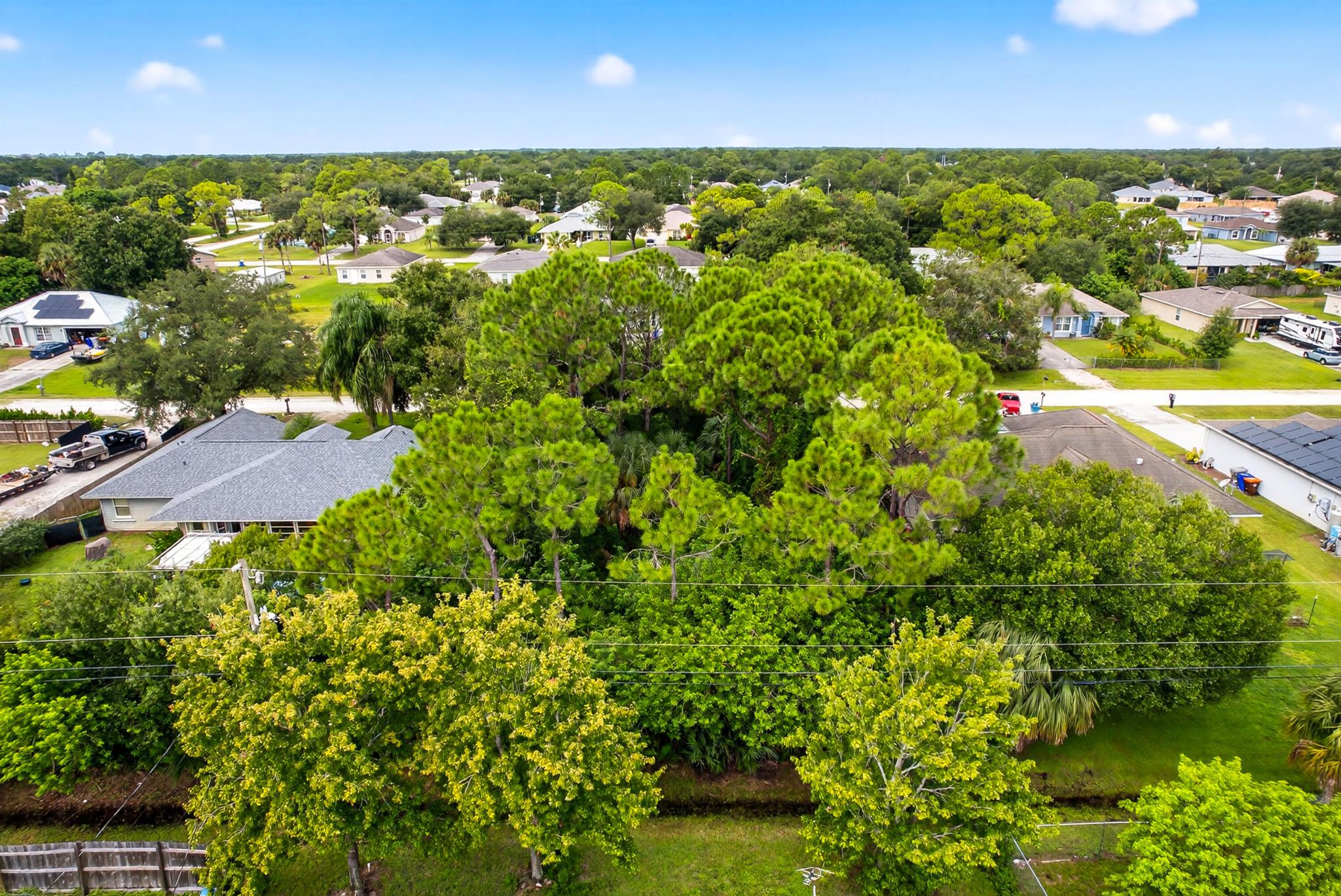 VERO LAKE ESTATES UNIT K - Land