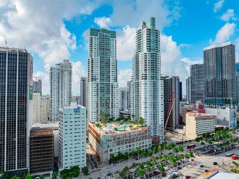 253 NE 2nd Street 3208 Miami FL 33132