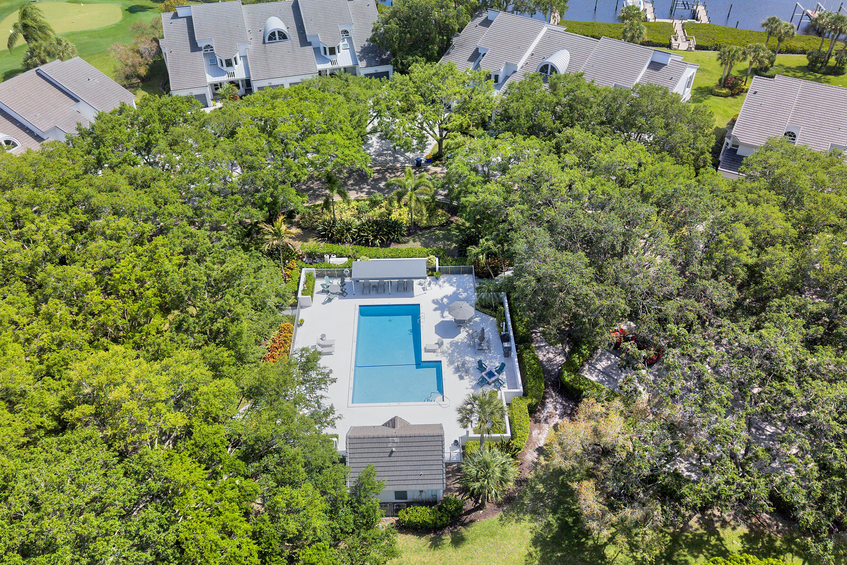 SPYGLASS AT ADMIRALS COVE CONDO - Residential