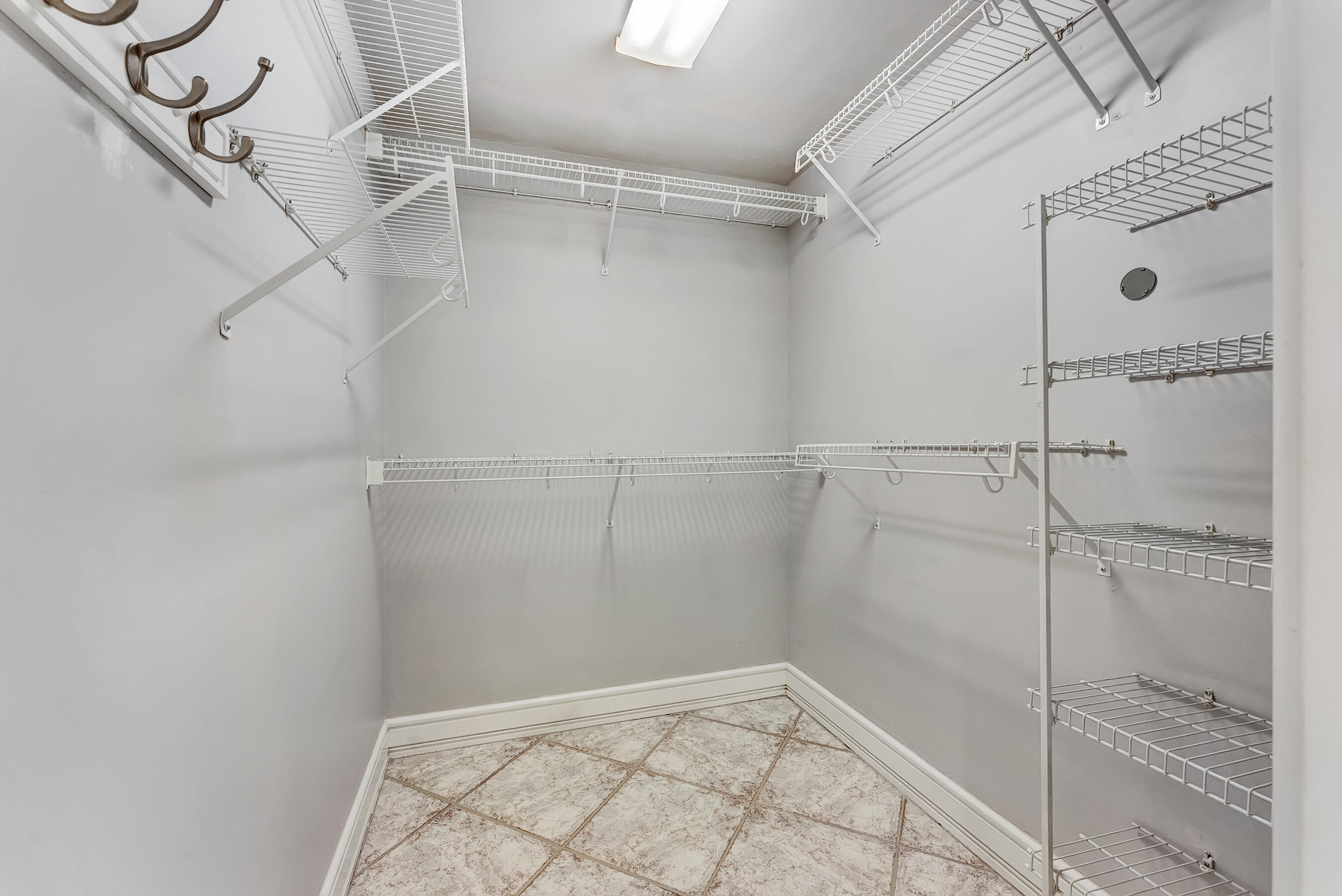SPYGLASS AT ADMIRALS COVE CONDO - Residential