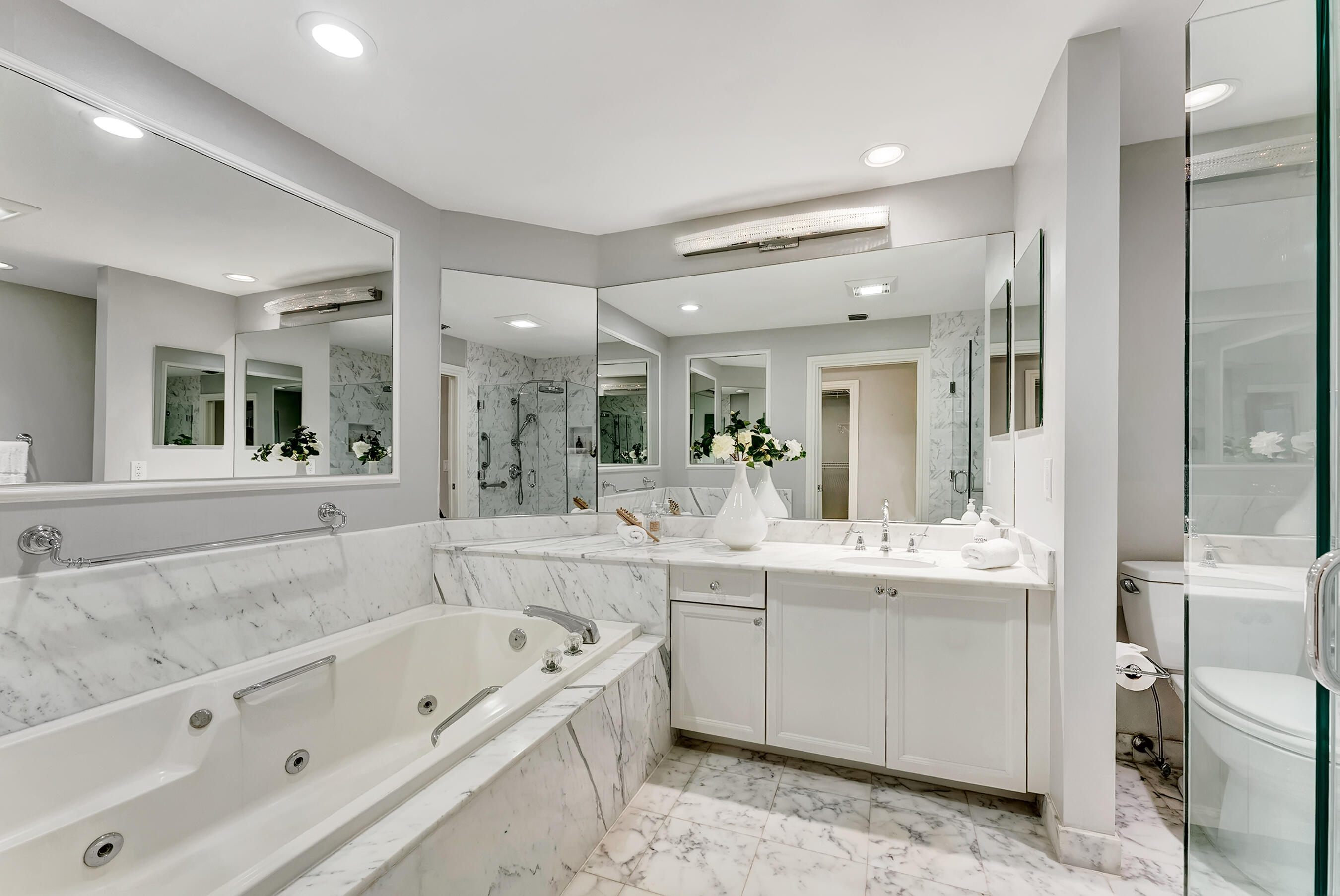 SPYGLASS AT ADMIRALS COVE CONDO - Residential