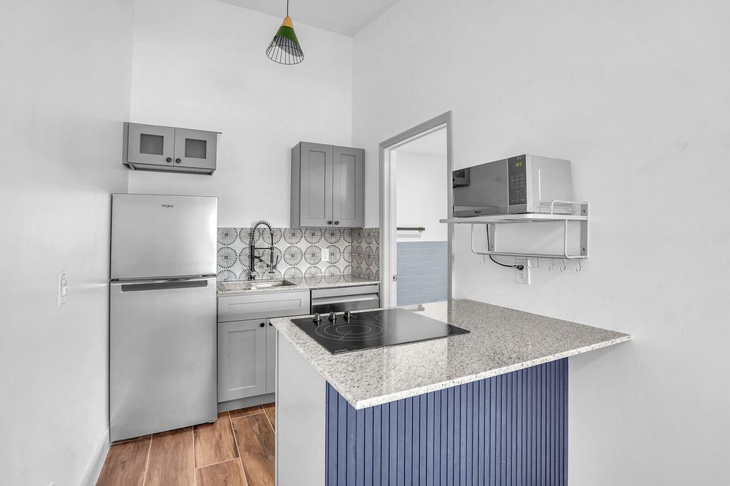 Photo of 4011 36th Ct, West Palm Beach, FL 33407 (MLS # B26033783)
