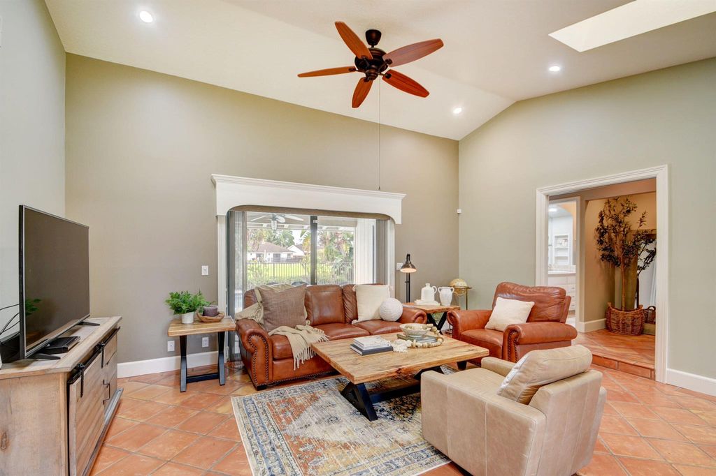 Photo of 14496 Autumn Avenue, Wellington, FL 33414 (MLS # R10922705)