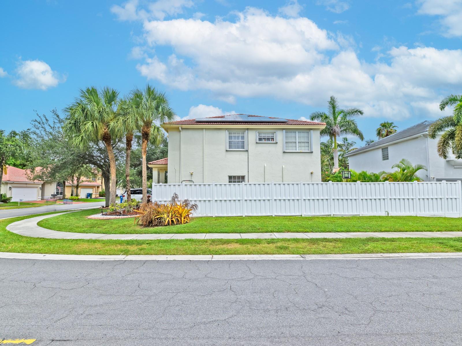 101 Gables Blvd
