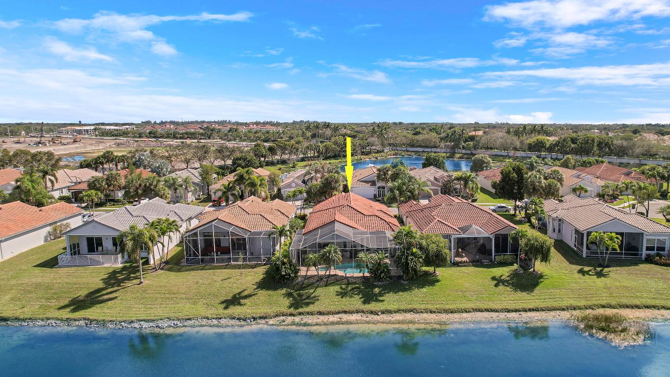 9413 Vercelli Street